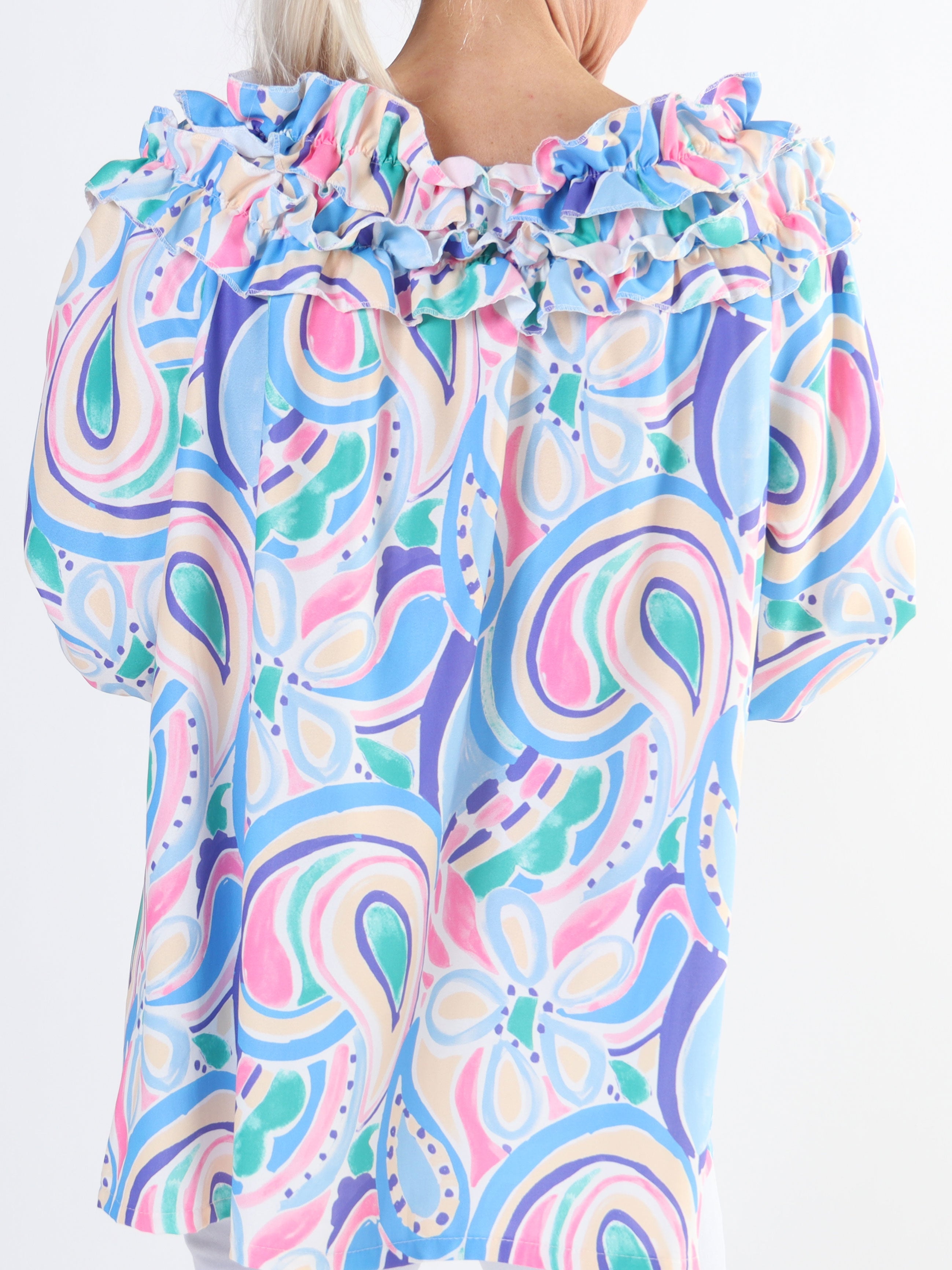 Chili Pattern - Långärmad mönstrad tunika med volanger för stora storlekar